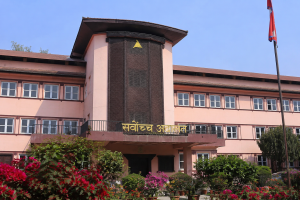 सर्वोच्च अदालत भवन र अपाङ्गतामैत्री स्वास्थ्य सेवाको सांकेतिक दृश्य