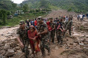 जाजरकोट पहिरो प्रभावित क्षेत्रमा उद्धार तथा सुरक्षित स्थानान्तरण